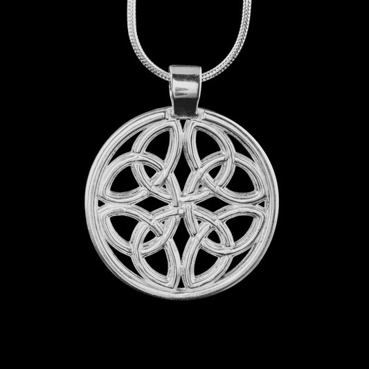 Dara Knot Silver necklace - Ancient Irish design symbolising an Oak tree this design is 20g of Hallmarked sterling silver.  Irish jewellery at its best. Gift boxed and able to post direct to the recipient if required.
