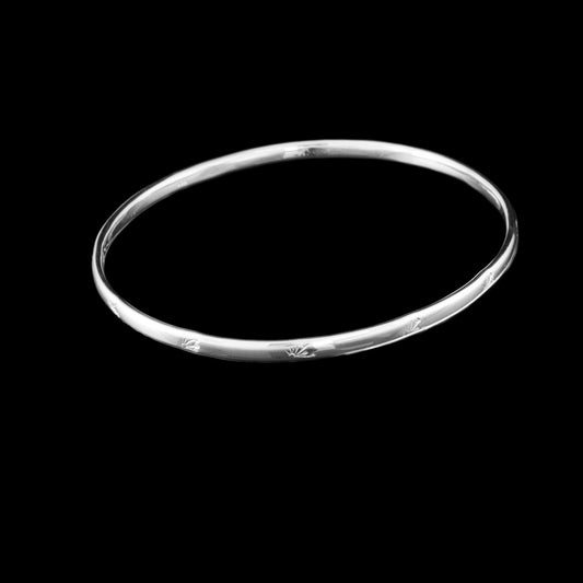 NI Silver Jewellery handmade 925 silver bangle with flower stamped pattern