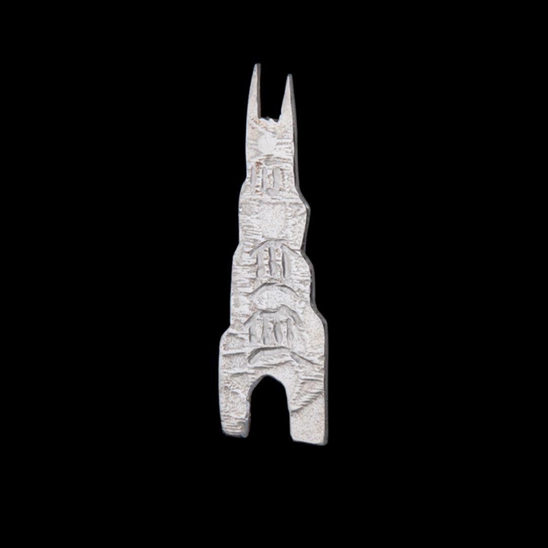 Queen's University necklace made by NI Silver as a graduation gift idea for Queen's students and families to wear.  The central tallest part of the Lanyon building has been made from sterling silver.